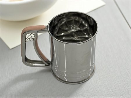 منخل سكر/طحين