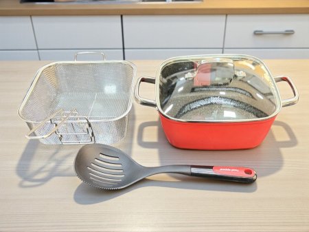 طنجرة مع شبك قلي وكفكيرة Food appeal